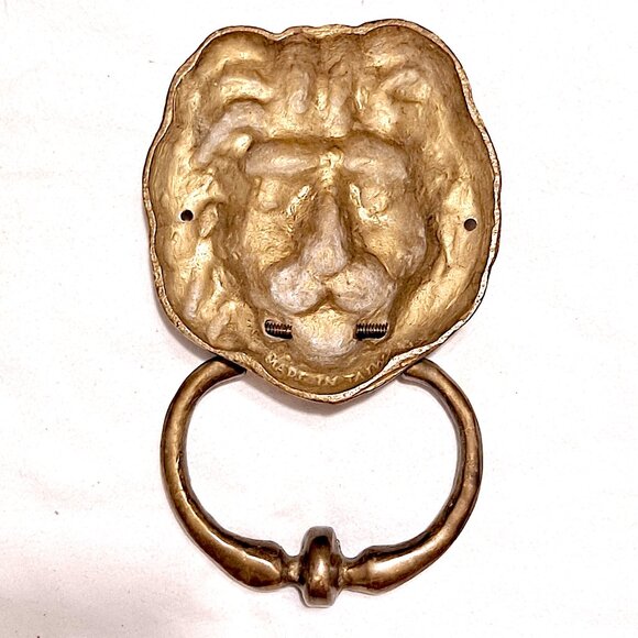 Vintage Brass Lion Head Door Knocker - Size: 7.25" x 4.25" - Picture 2 of 8